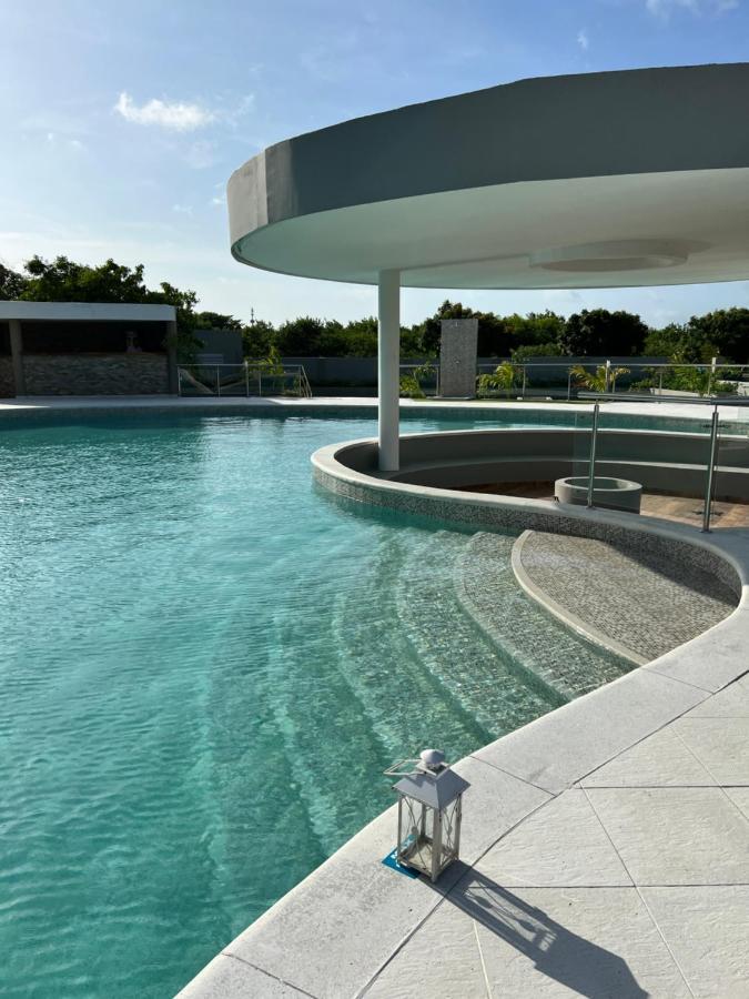 Hotel Campestre El Cisne バランキージャ エクステリア 写真